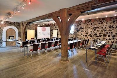 بست وسترن پرمیر هتل ویلا استکوم