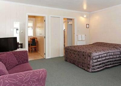 اکنو لج کانتربوری کورت