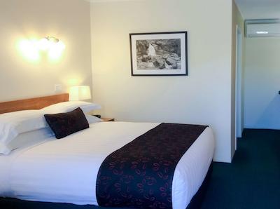 بست وسترن استاجکاچ متل