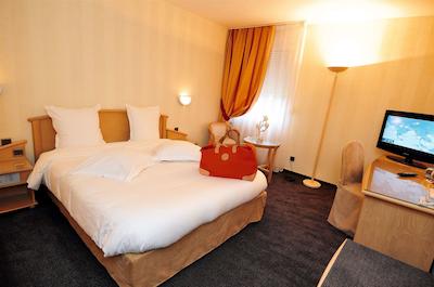 بست وسترن پلاس لا فت هتل ات اسپا اپینال