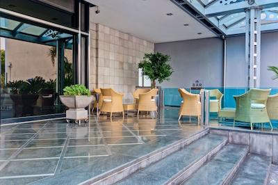 بست وسترن هتل فراری