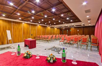 بست وسترن هتل فراری