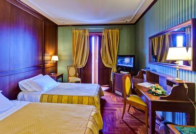 بست وسترن هتل فراری