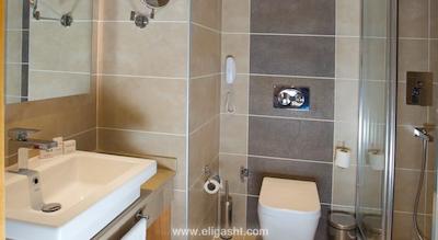 ویزن هتل عثمان بی