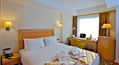 ویزن هتل عثمان بی