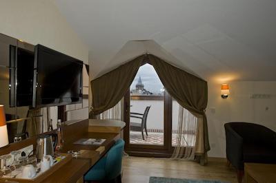 کالج پرا هتل