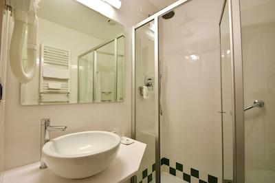 بست وسترن هتل کریمیا