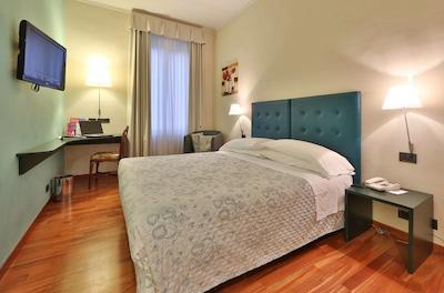 بست وسترن هتل کریمیا