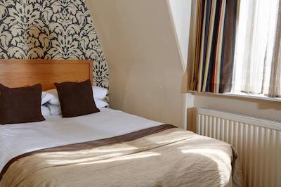 بست وسترن کویینز هتل