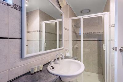 بست وسترن گوورنر جیپز متر این