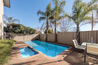 بست وسترن گوورنر جیپز متر این