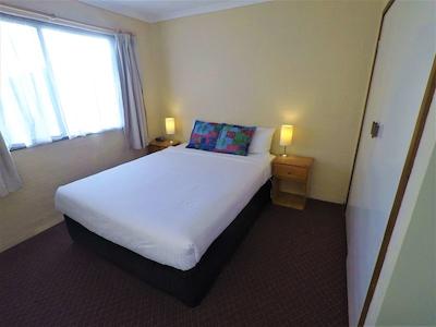 بست وسترن اپلو ب متل اند اپارتمنتز