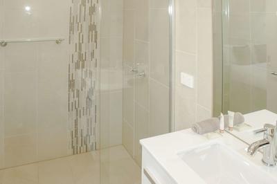 بست وسترن اپلو ب متل اند اپارتمنتز