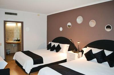 کمفرت این آیرپرت اینترنیشنال