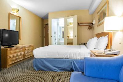 اکنو لج آیرپرت