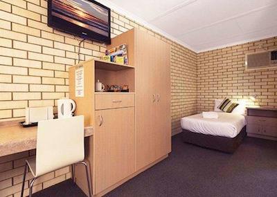 کمفرت این اُن مین هروی ب