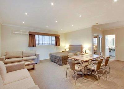 کوالیتی این پارکز اینترنیشنال