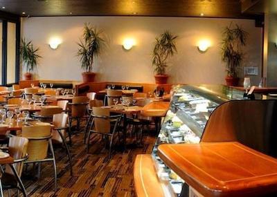 کمفرت این ریچمند هنتی