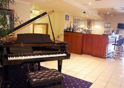 کانتربوری اینترنیشنال هتل