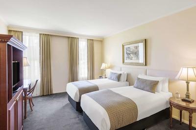 کانتربوری اینترنیشنال هتل