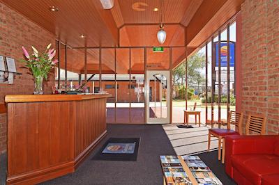 کمفرت این مین لید