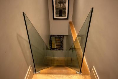 استوریز اپارت کومباراجی