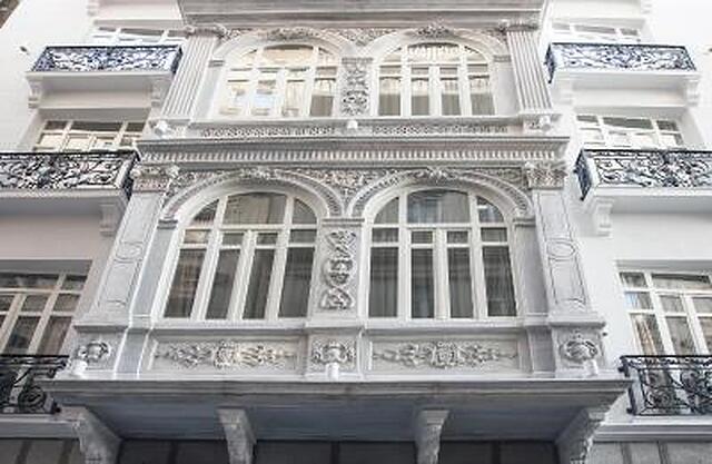 استوریز اپارت کومباراجی