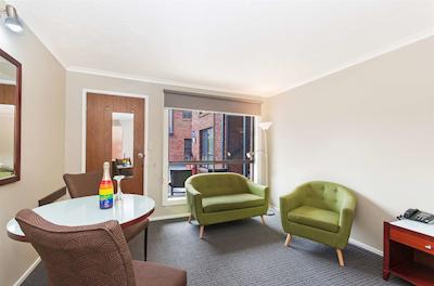 بست وسترن تودر متر این اند اپارتمنتز