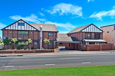 بست وسترن تودر متر این اند اپارتمنتز