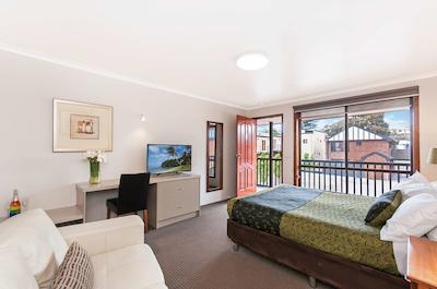 بست وسترن تودر متر این اند اپارتمنتز