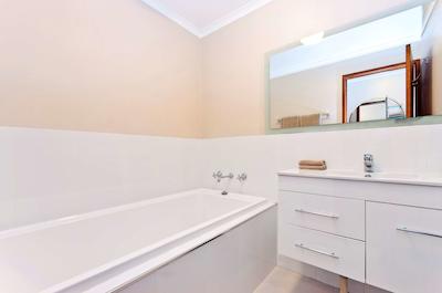 بست وسترن تودر متر این اند اپارتمنتز