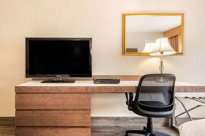 کوالیتی این اند سویتز اند سنتر د کنفرنسز گاتینیو