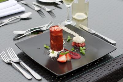 استک بای نلاند هتل گولف اند اسپا