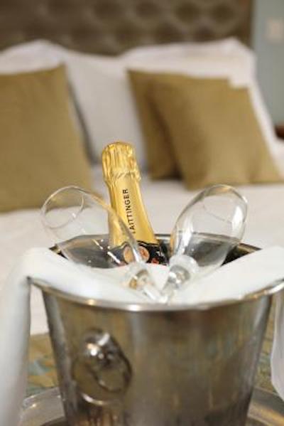 استک بای نلاند هتل گولف اند اسپا