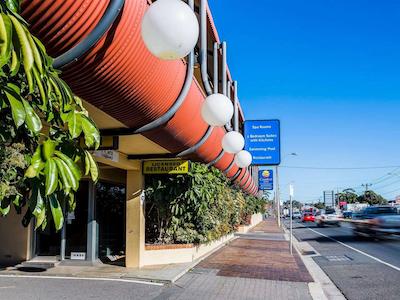 کمفرت این مانهاتان