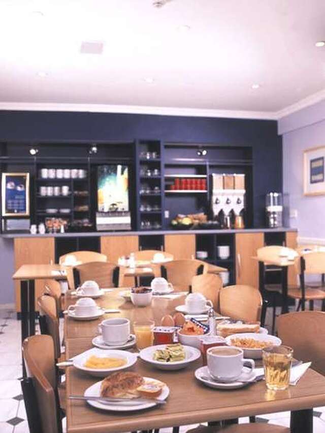 کمفرت این کینگز کرز