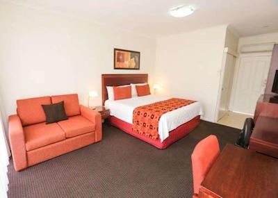 کمفرت این دیکین پالمز