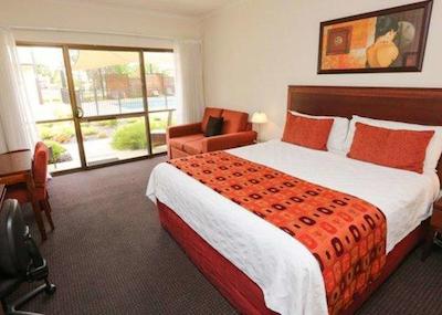 کمفرت این دیکین پالمز