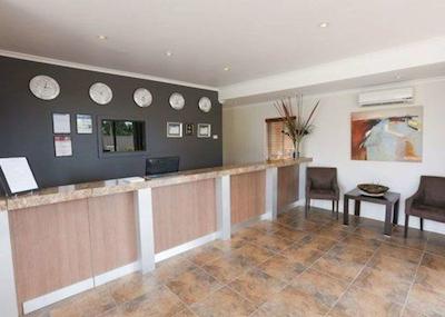 کمفرت این دیکین پالمز