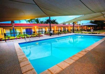 کمفرت این دیکین پالمز