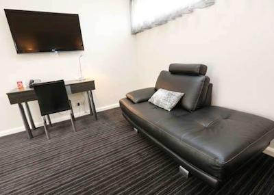 کمفرت این دیکین پالمز