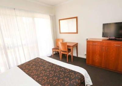 کمفرت این دیکین پالمز