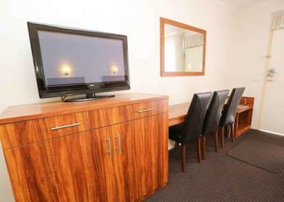 کمفرت این دیکین پالمز