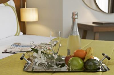 سناتور هتل تکسیم