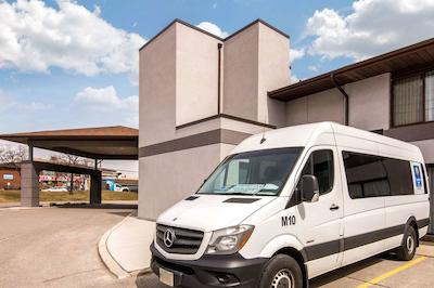 کمفرت این آیرپرت وست