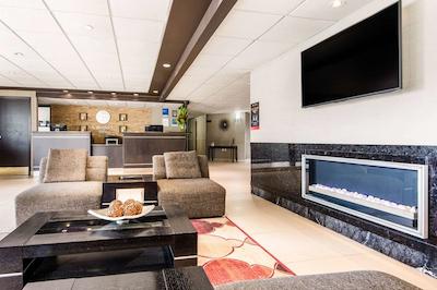 کمفرت این آیرپرت وست