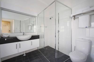 کمفرت این پرینس اُف والز