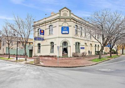 کمفرت این پرینس اُف والز