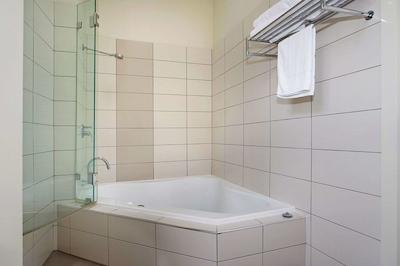 کمفرت این پرینس اُف والز