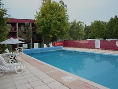 رامادا پینوود پارک ریزرت نرد ب